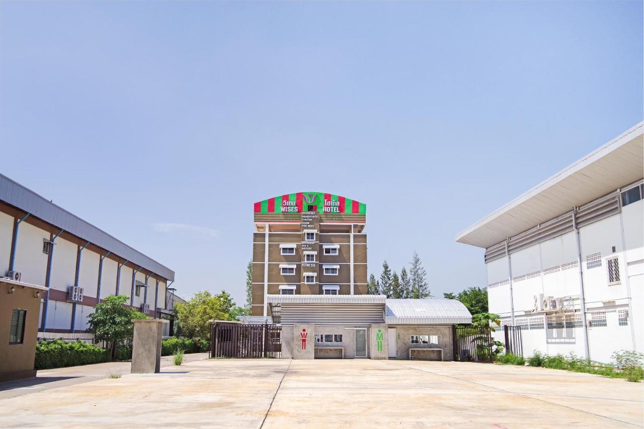Wises Hotel Ban Bang Phra Екстер'єр фото