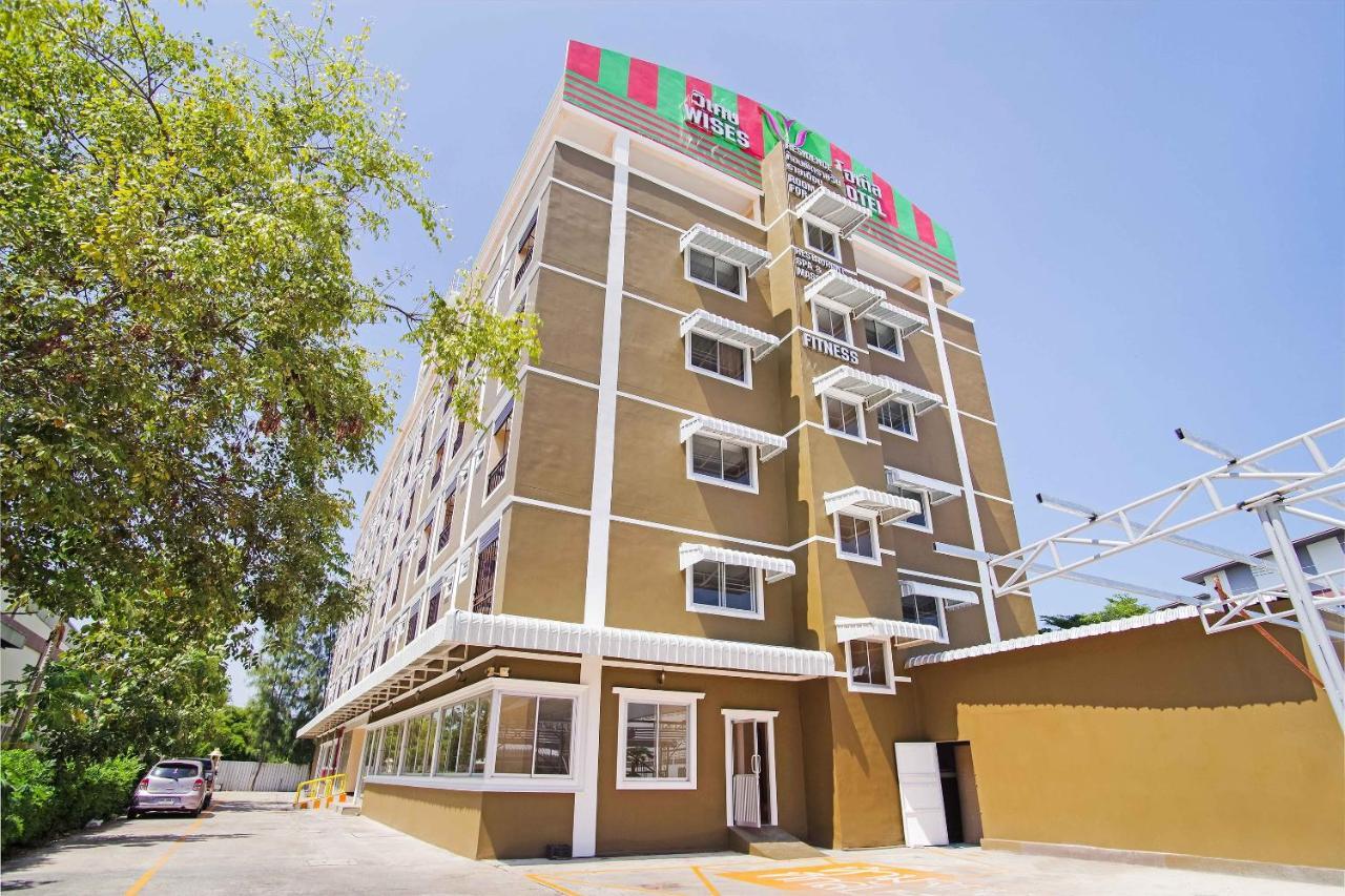 Wises Hotel Ban Bang Phra Екстер'єр фото