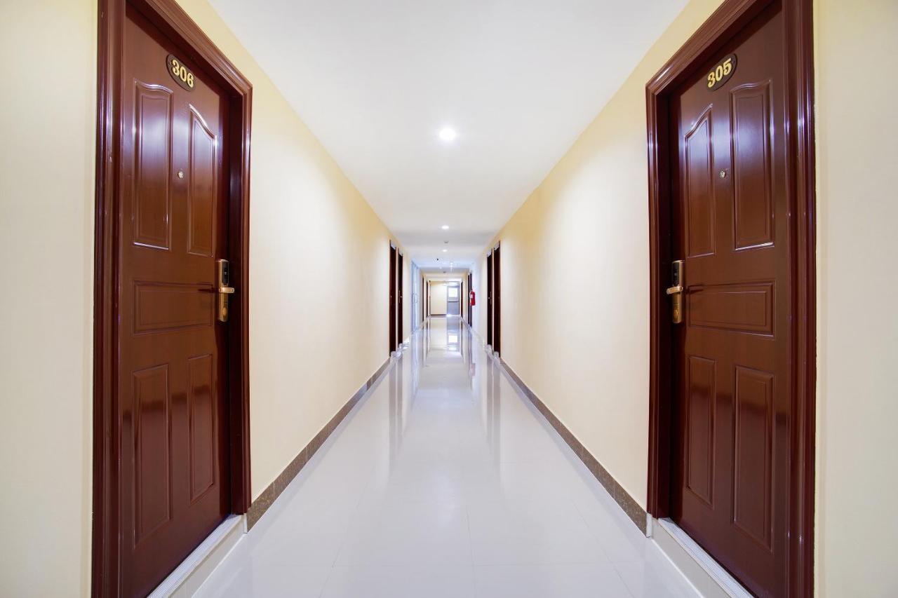 Wises Hotel Ban Bang Phra Екстер'єр фото